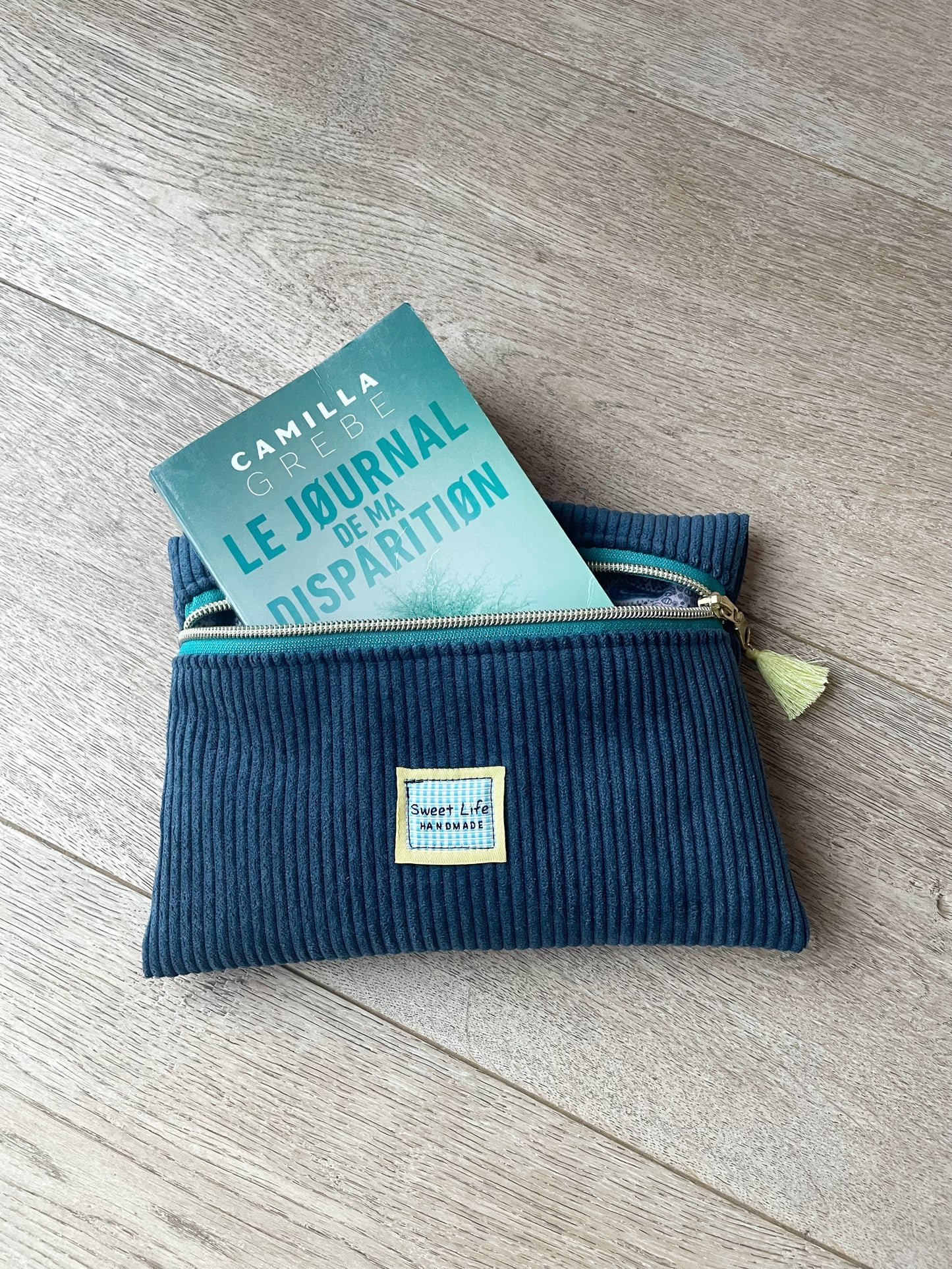 HOUSSE À LIVRE LISEUSE ZIPPÉE VELOURS CÔTELÉ PERSONNALISABLE