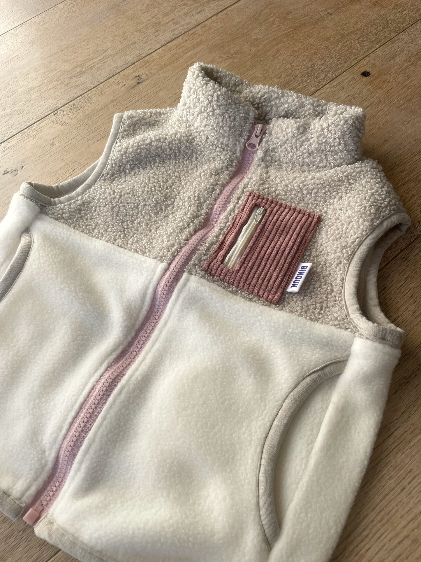 VESTE POLAIRE SANS MANCHE BI-COLOR SHERPA ÉCRU & POLAIRE | ENFANT