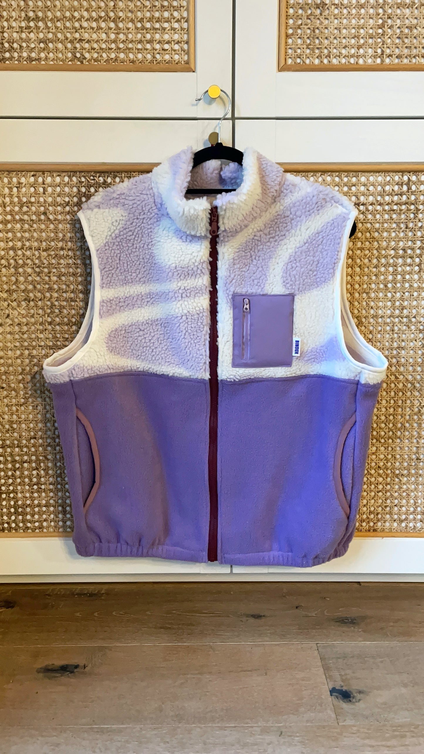 VESTE POLAIRE SANS MANCHE BI-COLOR SHERPA BLANC & VIOLET | ADULTE