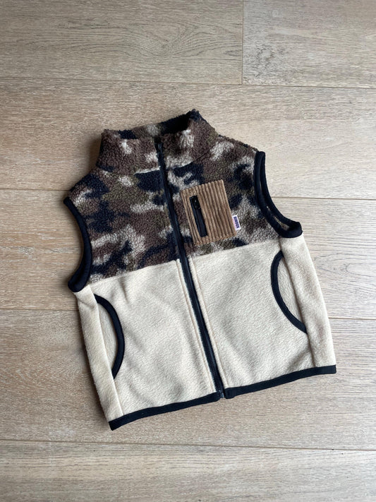 VESTE POLAIRE SANS MANCHE SHERPA CAMOUFLAGE & BEIGE | ENFANT