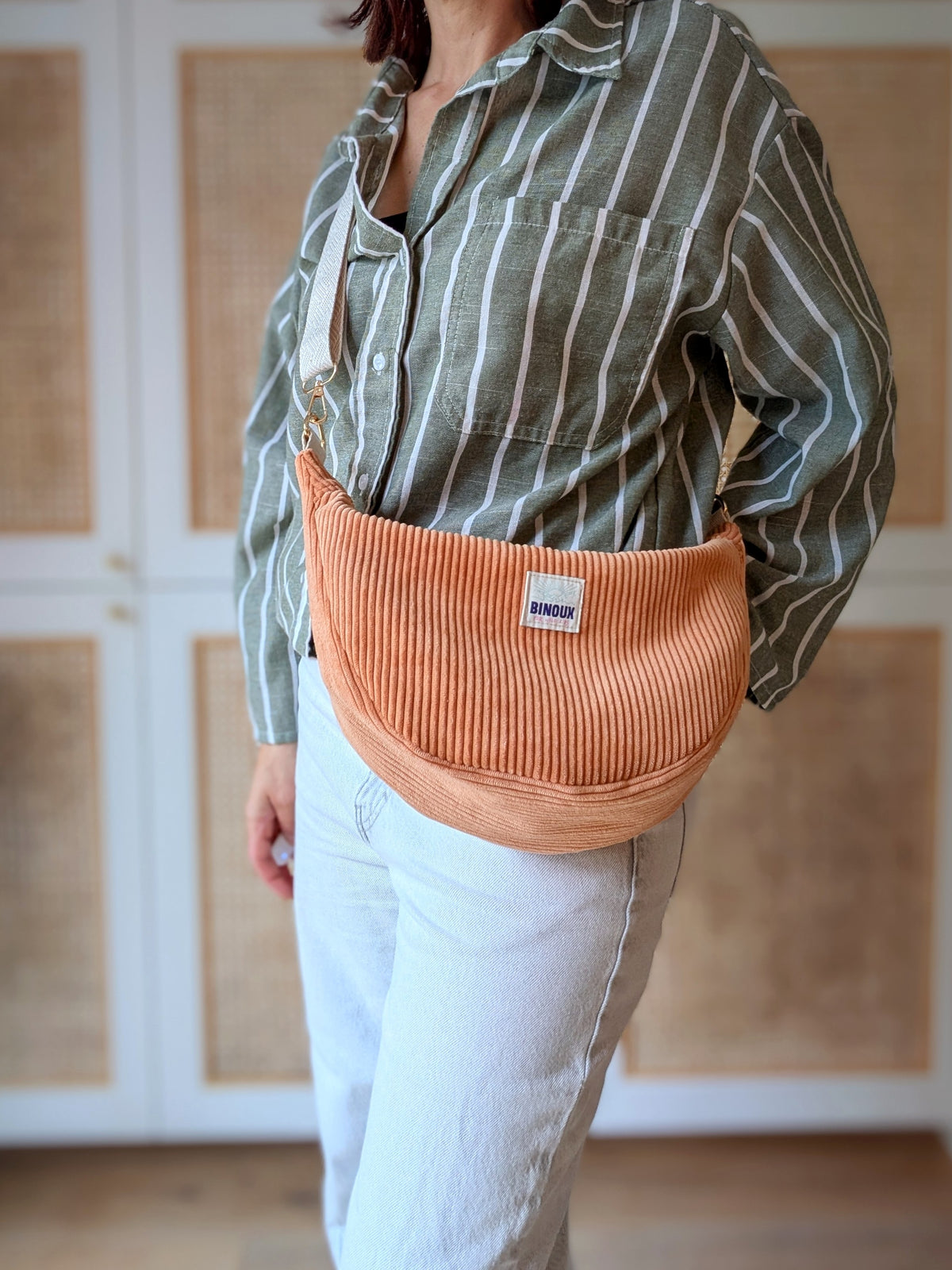 SAC HOBO VELOURS CÔTELÉ & SANGLE PERSONNALISABLE | M