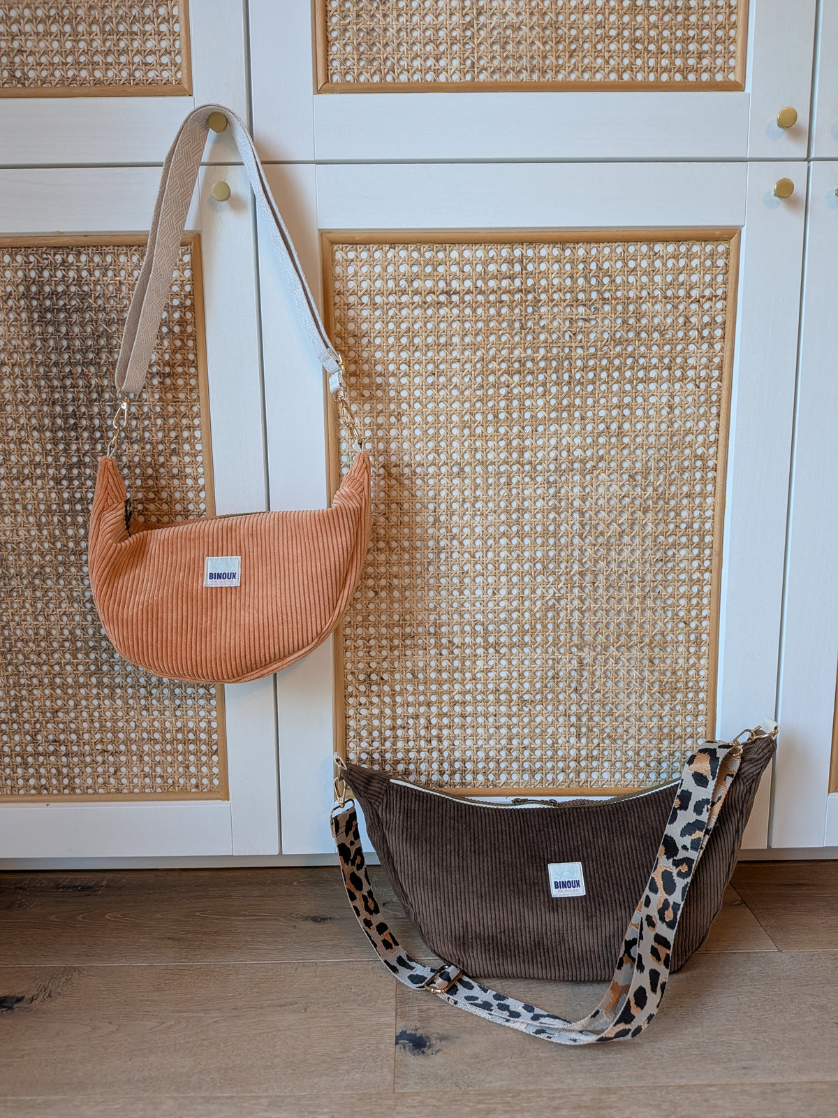 SAC HOBO VELOURS CÔTELÉ & SANGLE PERSONNALISABLE | L
