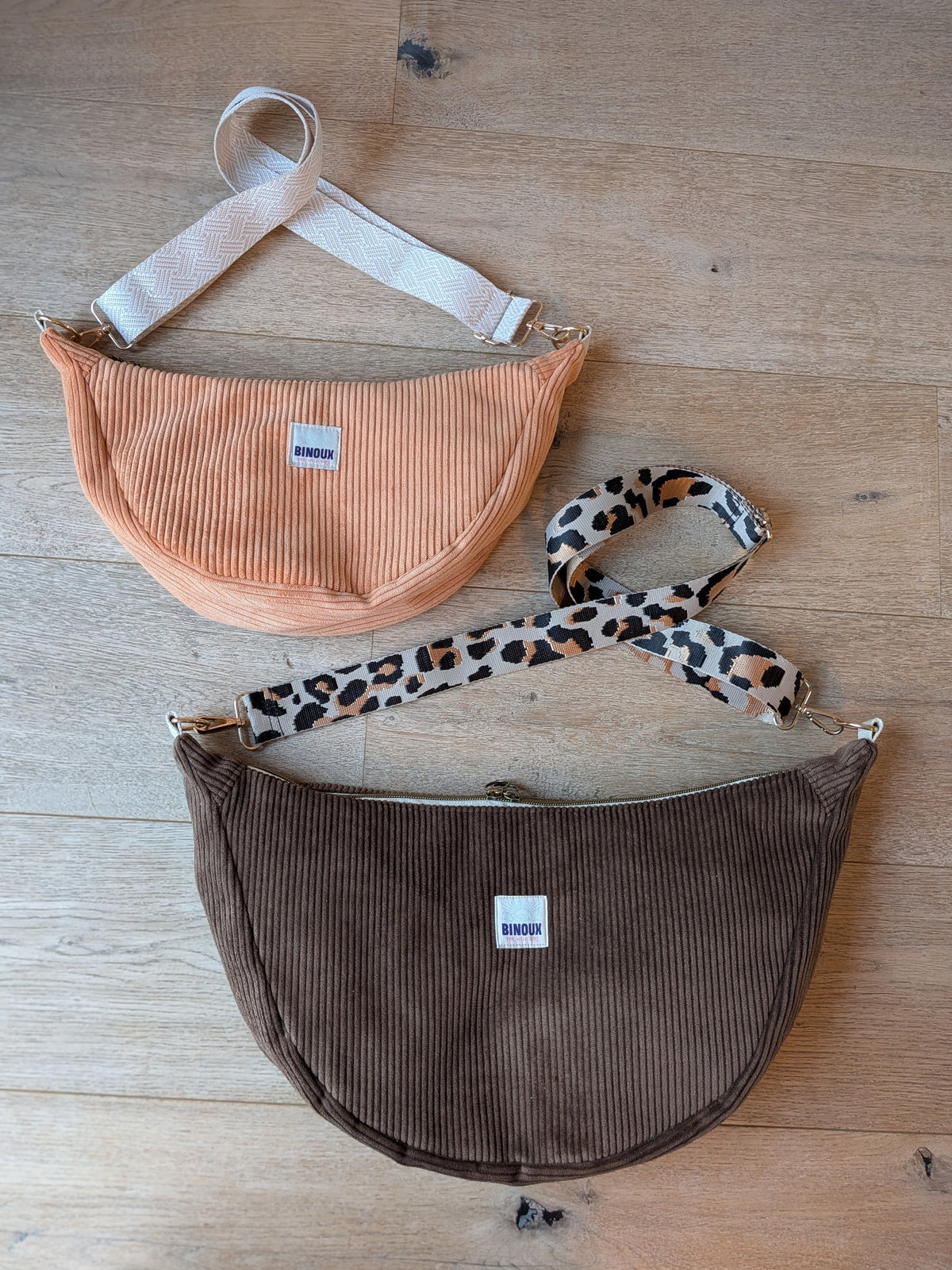SAC HOBO VELOURS CÔTELÉ & SANGLE PERSONNALISABLE | L